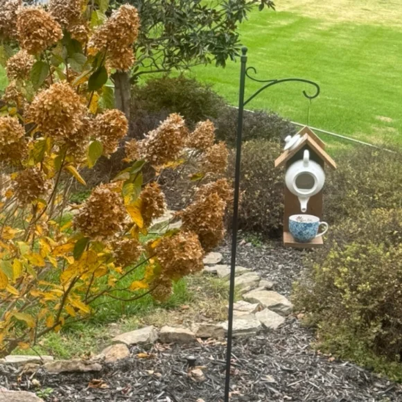 Rustic Wooden Handmade Teapot Bird Feeder Fruit - Picture 16 of 16